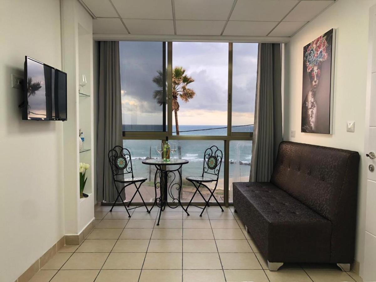 Sea Line Hotel From R&A Group بات يام المظهر الخارجي الصورة