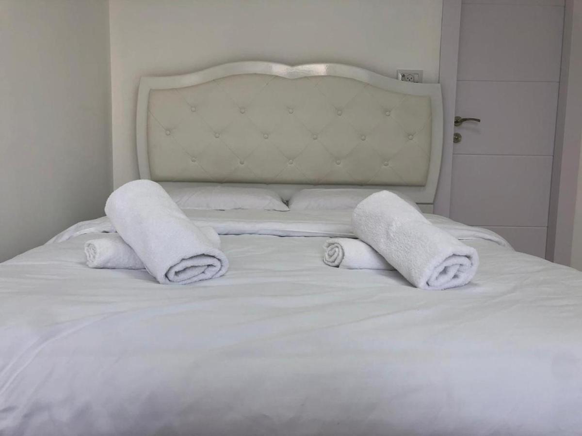 Sea Line Hotel From R&A Group بات يام المظهر الخارجي الصورة