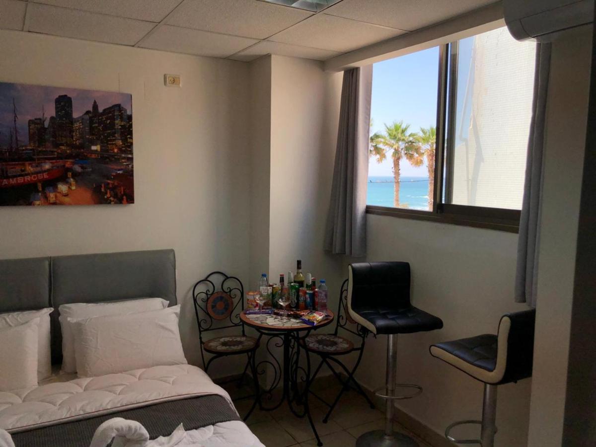 Sea Line Hotel From R&A Group بات يام المظهر الخارجي الصورة
